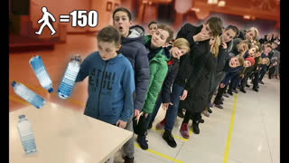 КТО ПОСЛЕДНИЙ - КТО ПОСЛЕДНИЙ, ПОЛУЧИТ 1000$ Water Bottle Flip Challenge